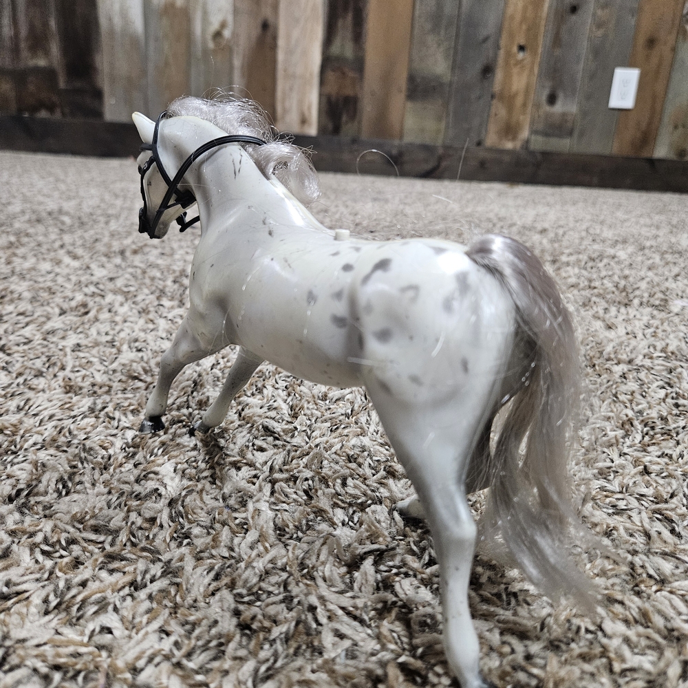 Grand Champions Vintage 90s Grey Horse - Picture 3 of 5